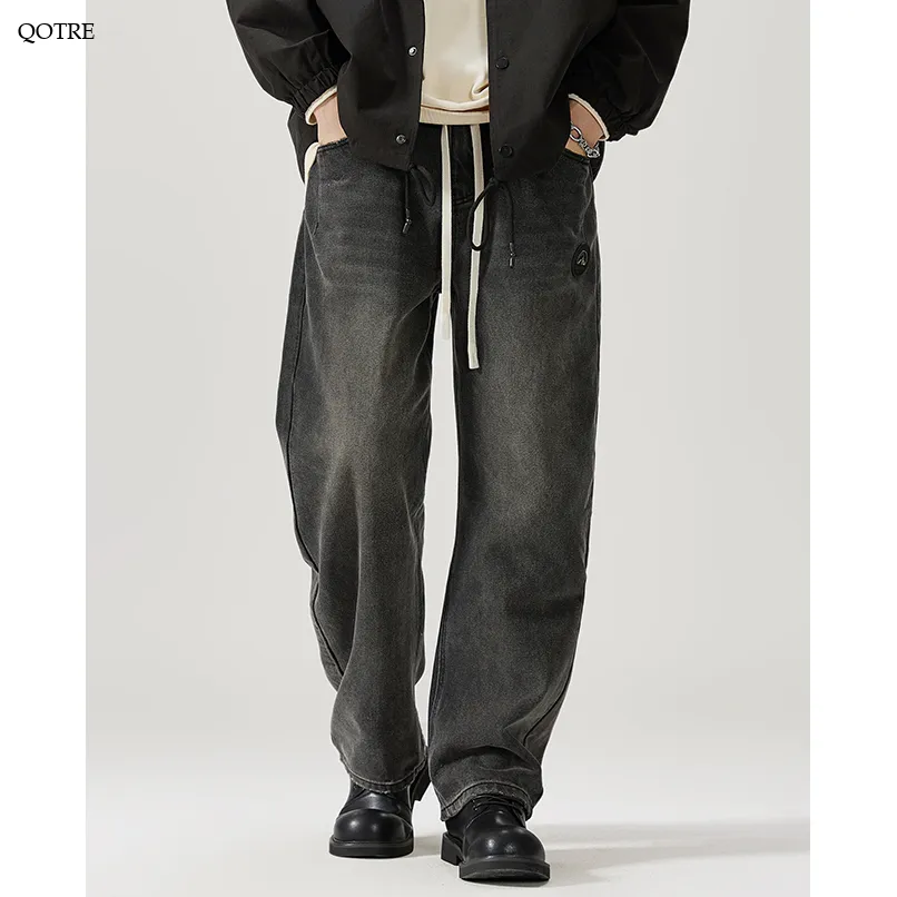 Label Detail Straight Leg Casual Loose Fit Washed Out Jeans